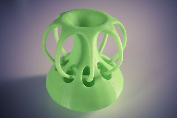 3D打印而成的花瓶 新手選擇3D打印手板模型加工打樣還是CNC加工?選擇當(dāng)?shù)剡€是全國3D打印公司? 3D打印而成的花瓶 新手選擇3D打印手板模型加工打樣還是CNC加工?選擇當(dāng)?shù)剡€是全國3D打印公司?